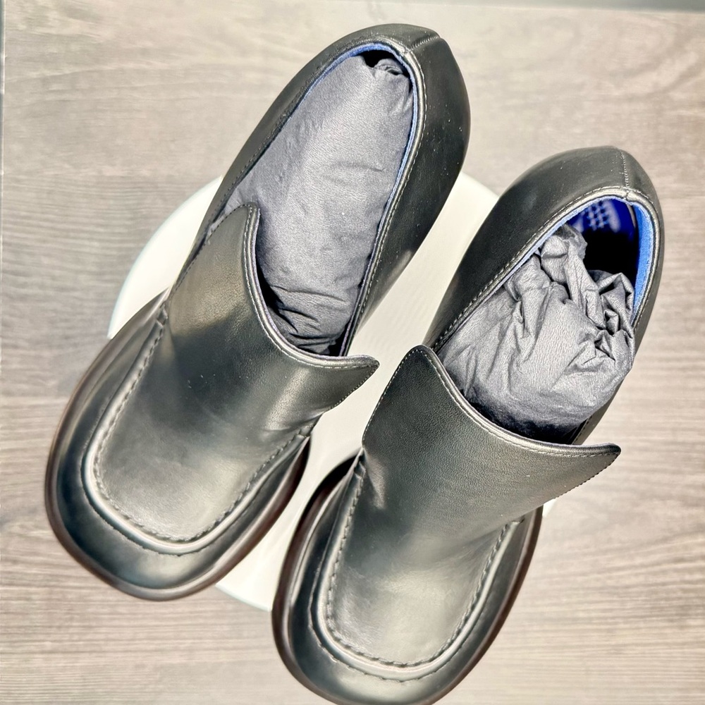 BURBERRY Block Heel Loafers | Women's EU37 - Picture 11 of 12